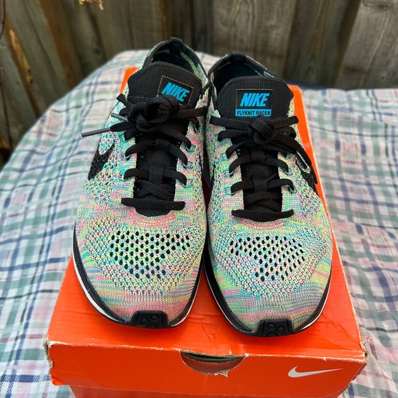Nike Flyknit Racer Multicolor 
Size 7 - Picture 3 of 7